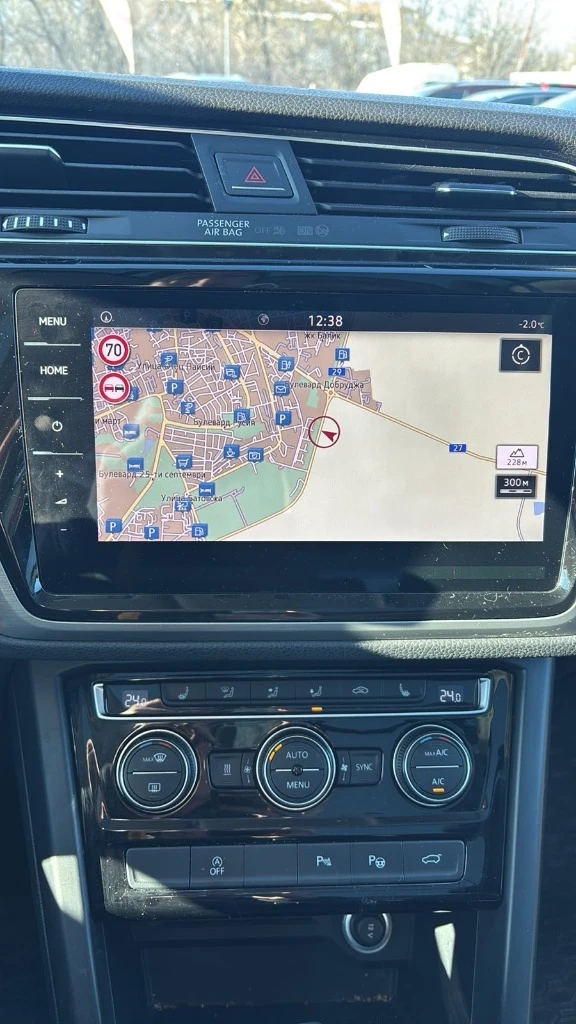 VW Touran АВТОМАТИК ЕВРО 6 , снимка 16 - Автомобили и джипове - 53285536