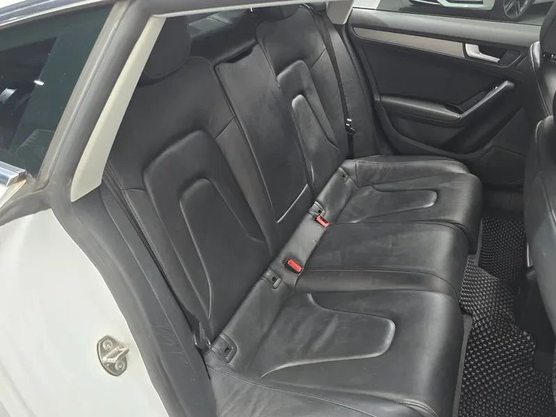 Audi A5 2.0 TDI Quattro, снимка 12 - Автомобили и джипове - 54551503
