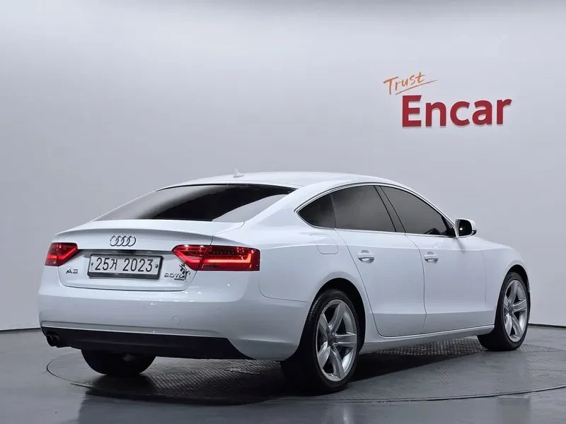 Audi A5 2.0 TDI Quattro, снимка 2 - Автомобили и джипове - 54551503