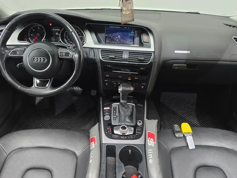 Audi A5 2.0 TDI Quattro, снимка 7 - Автомобили и джипове - 54551503