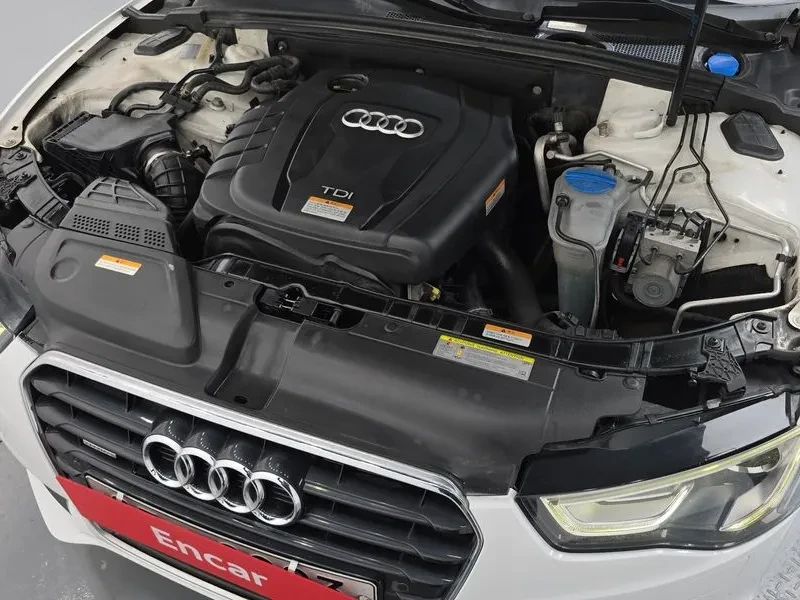 Audi A5 2.0 TDI Quattro, снимка 6 - Автомобили и джипове - 54551503