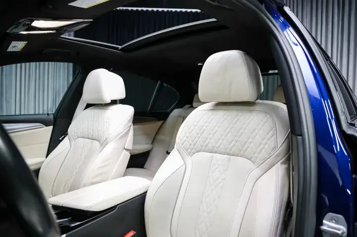 BMW 550 M PACKAGE| DISTRONIC| MASSAGE| HUD| 360| H/K, снимка 11 - Автомобили и джипове - 55047455