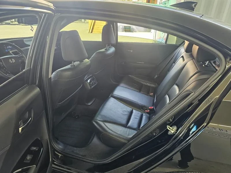 Honda Accord 2.0 HYBRID, снимка 12 - Автомобили и джипове - 55715708