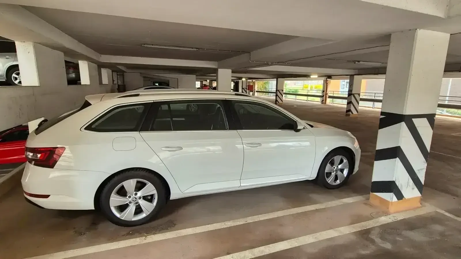 Skoda Superb, снимка 1