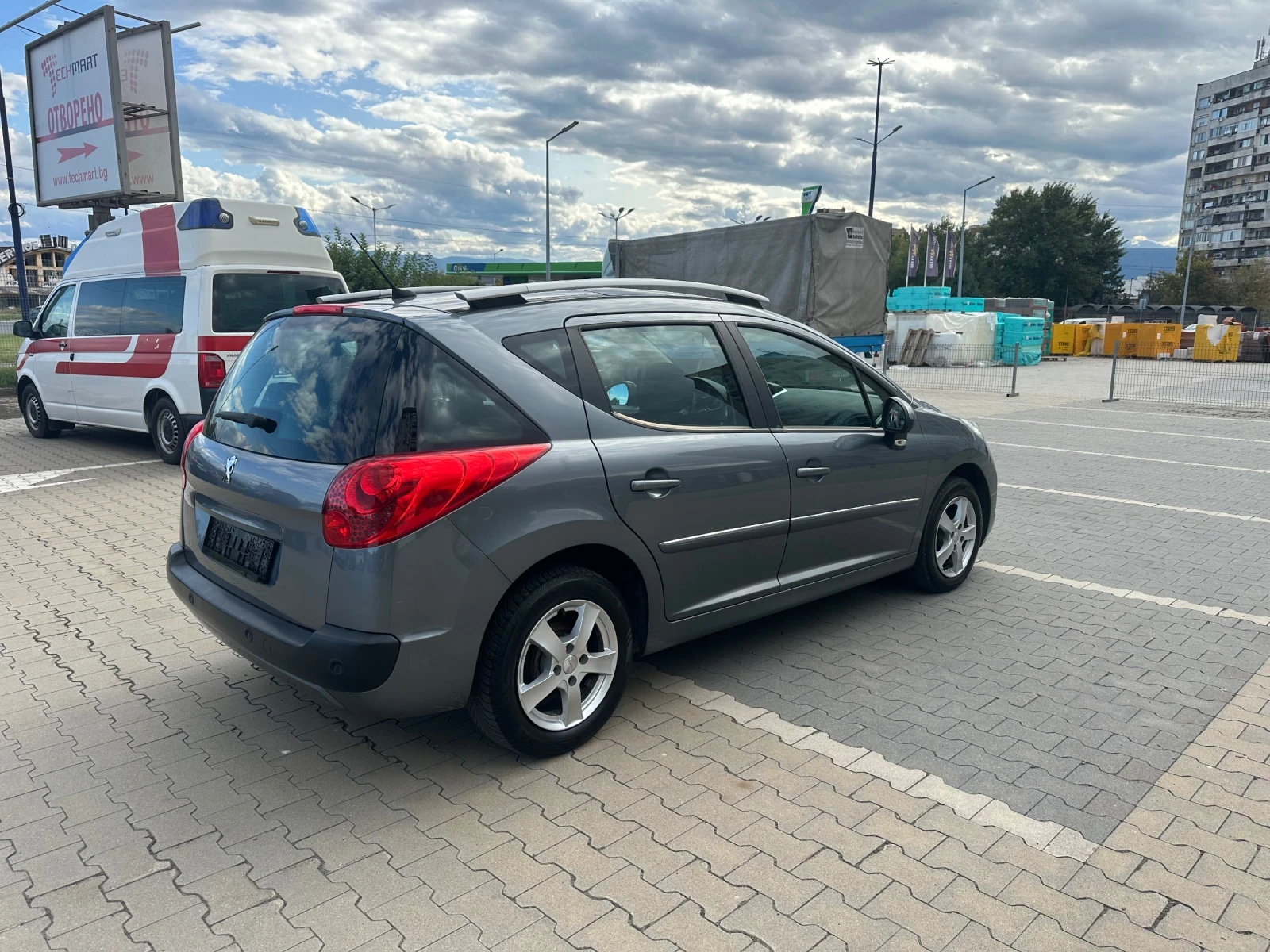 Peugeot 207 1.6 /92 kc SW/Full/Feis - изображение 4