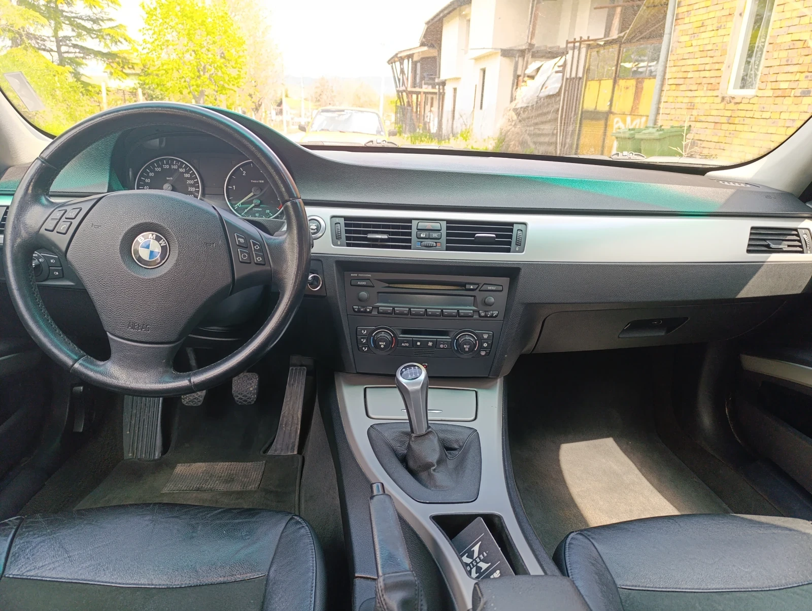BMW 320  - изображение 4