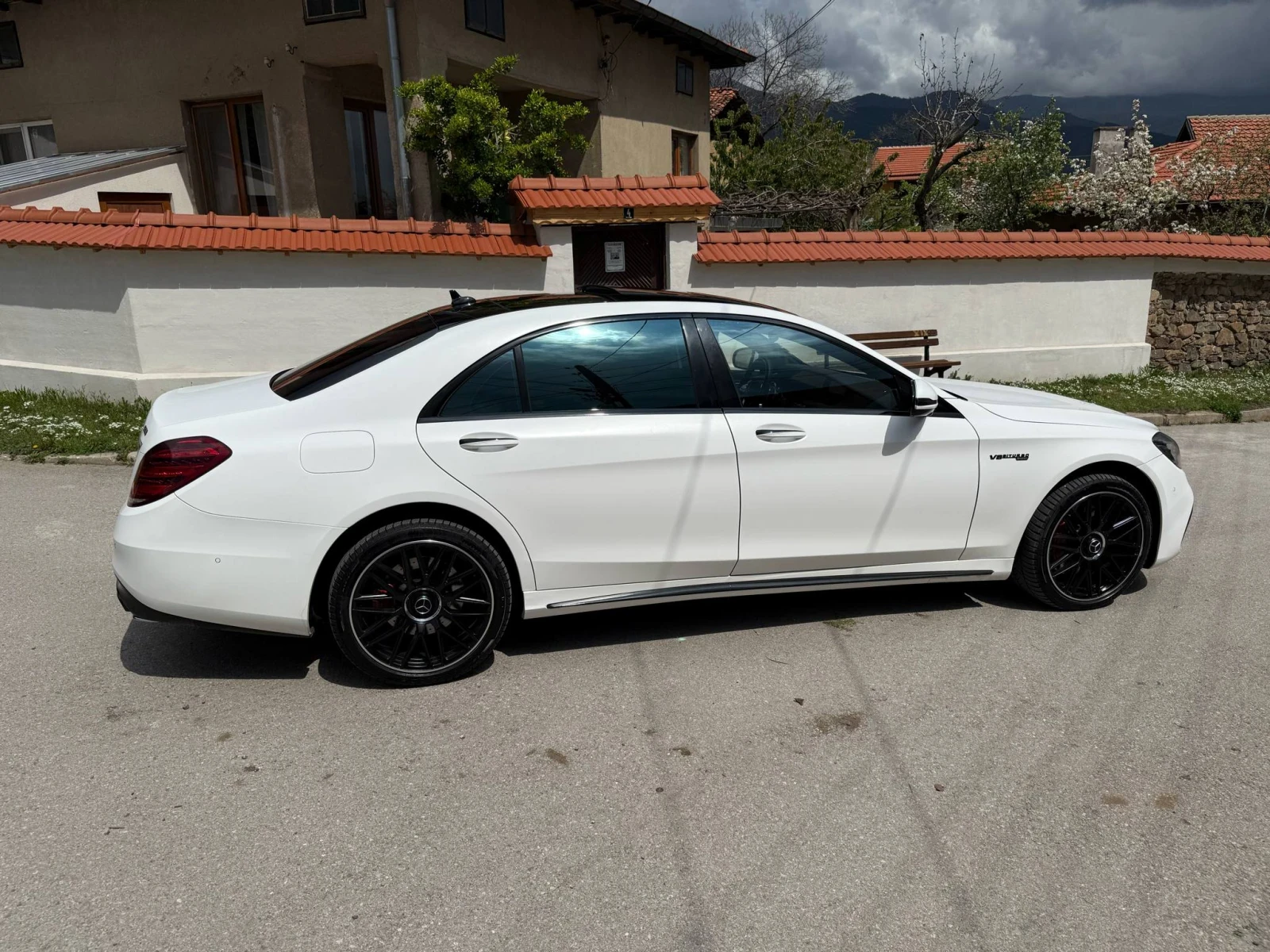 Mercedes-Benz S 560  - изображение 3