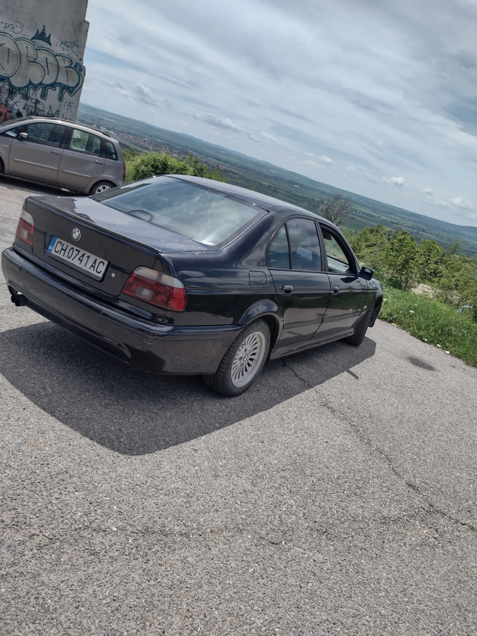 BMW 525  - изображение 6