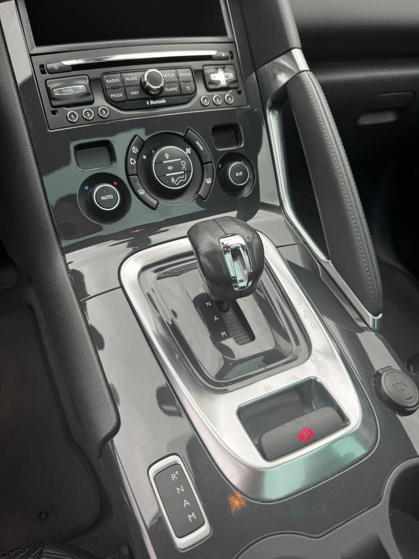 Peugeot 3008 2.0Dizel 4x4 | Mobile.bg   12