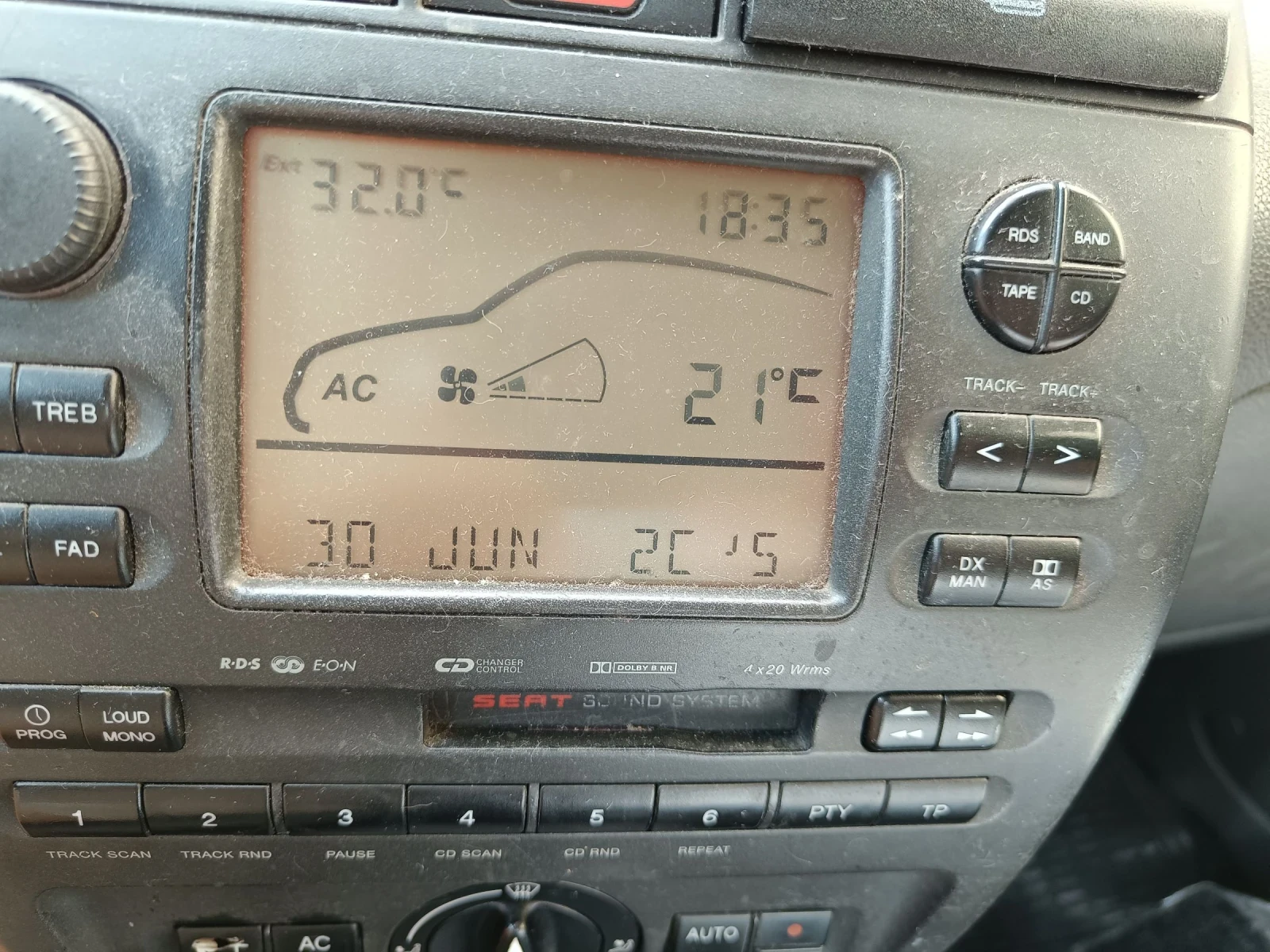 Seat Ibiza  - изображение 7