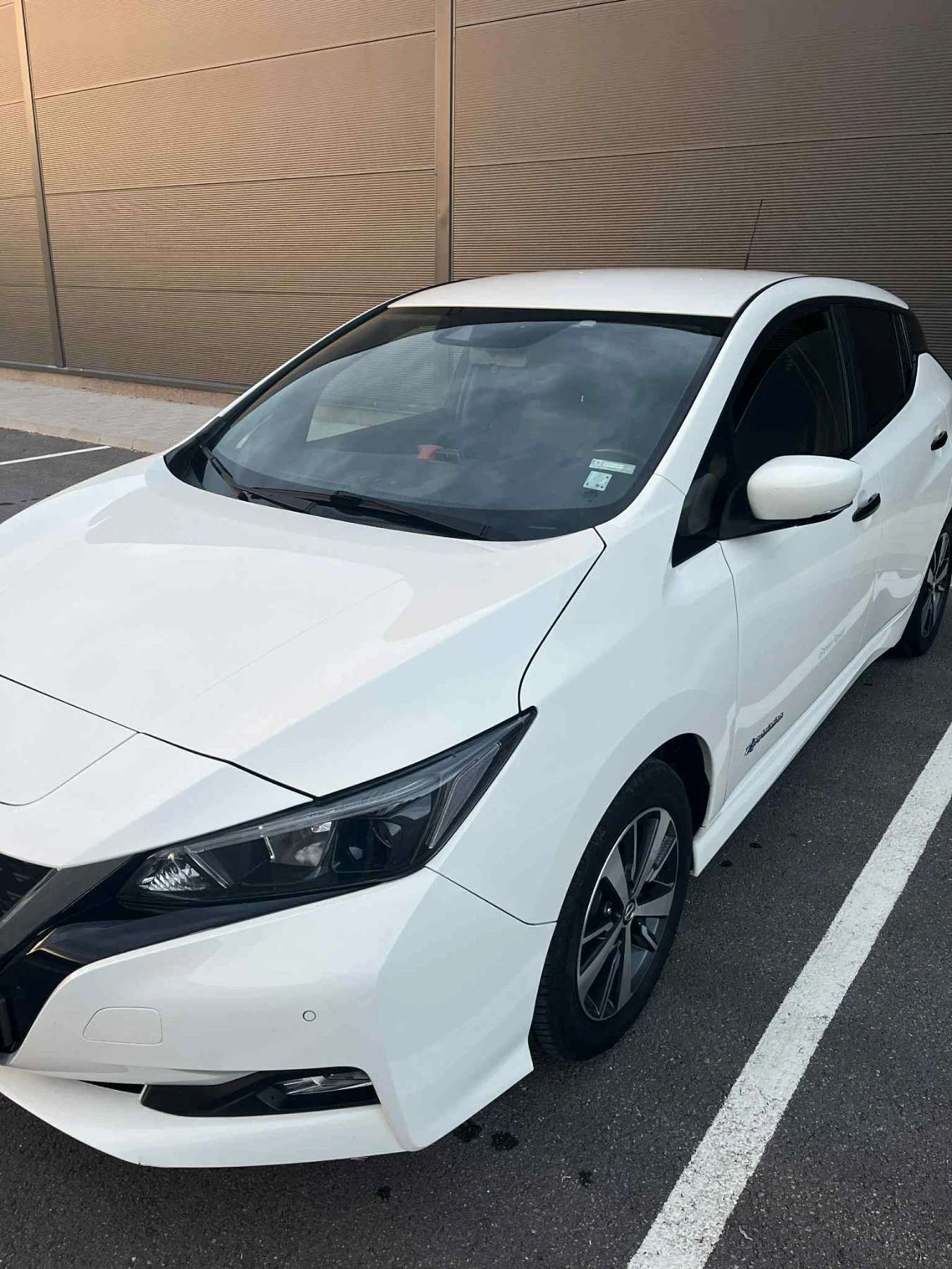 Nissan Leaf   - изображение 5