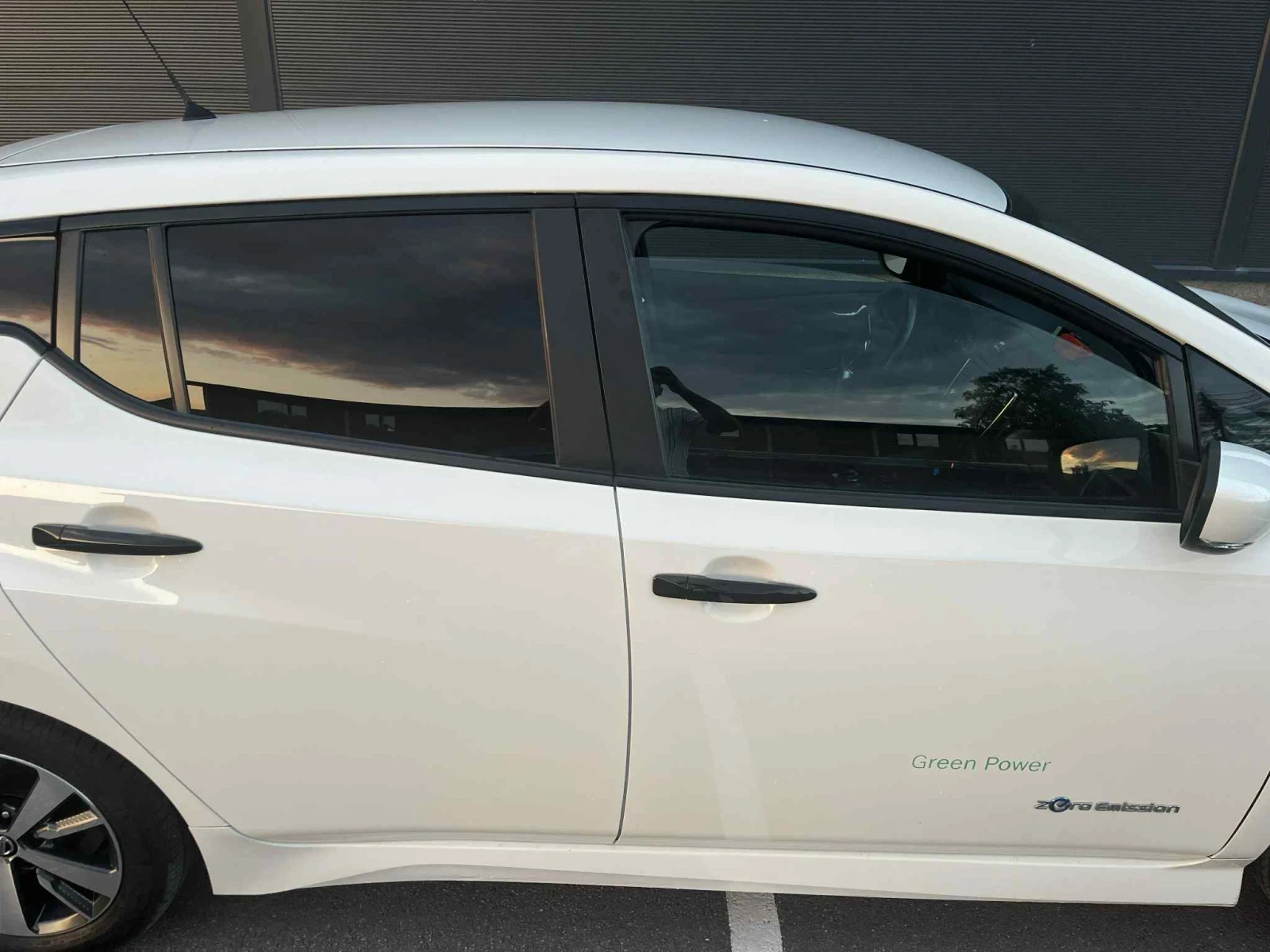 Nissan Leaf   - изображение 8