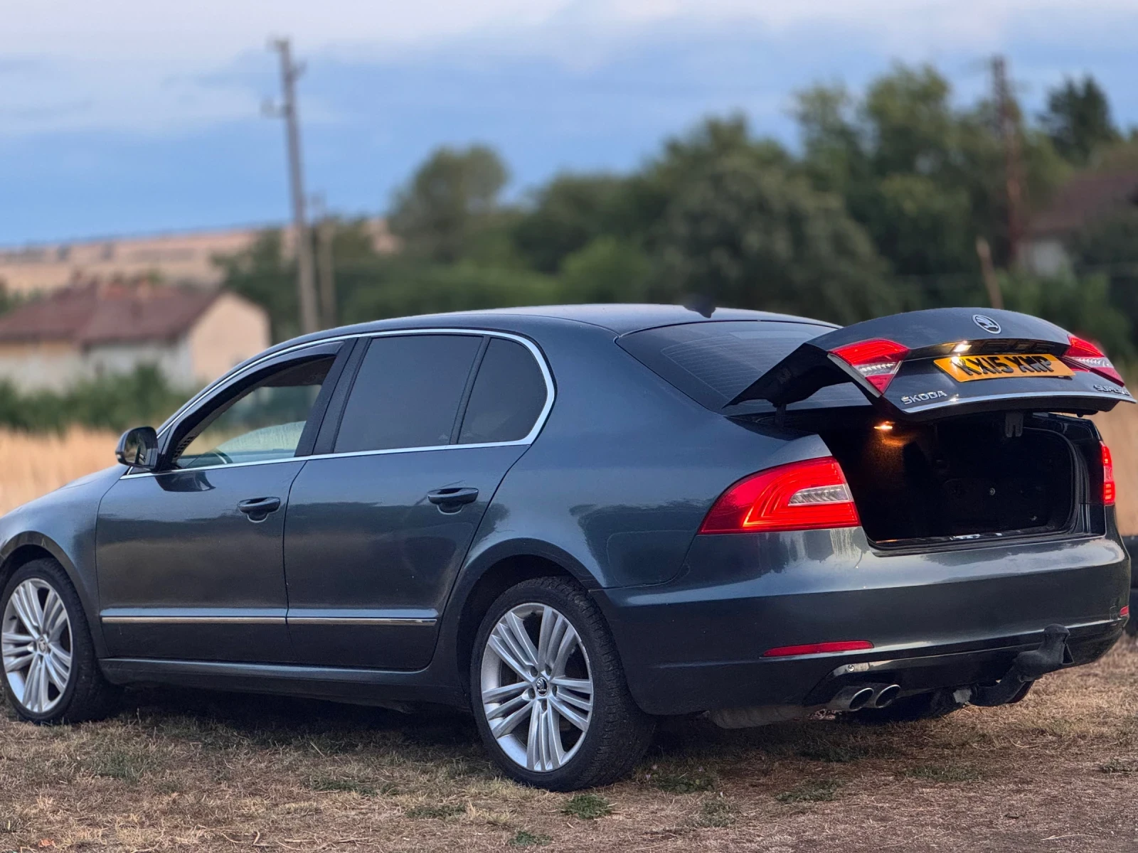 Skoda Superb 2.0TDI 170к.с FACE - изображение 8