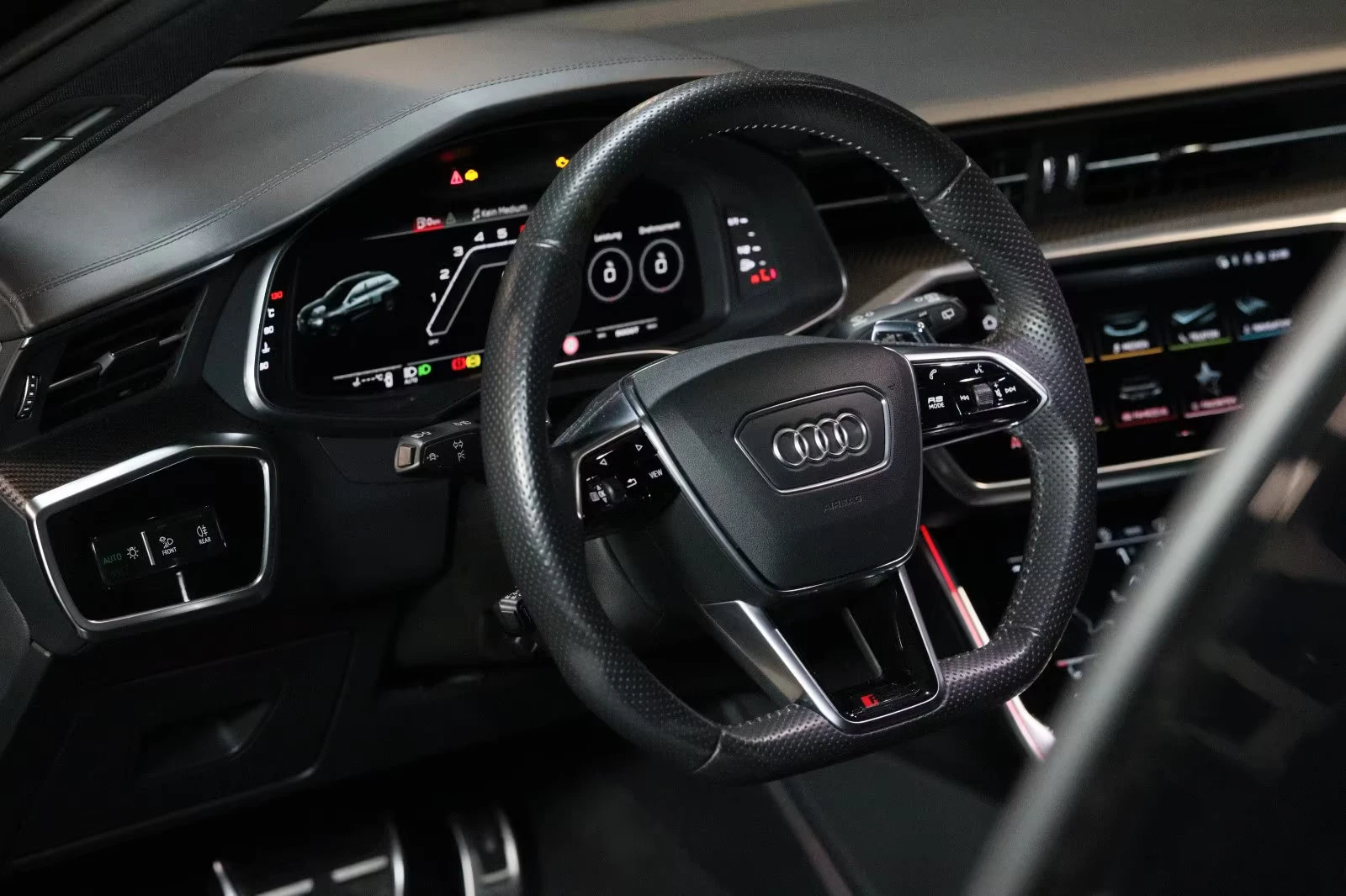 Audi Rs6 CARBON/600HP/CERAMIC/PANO/360/HUD/B&O/MEMO/674g - изображение 9