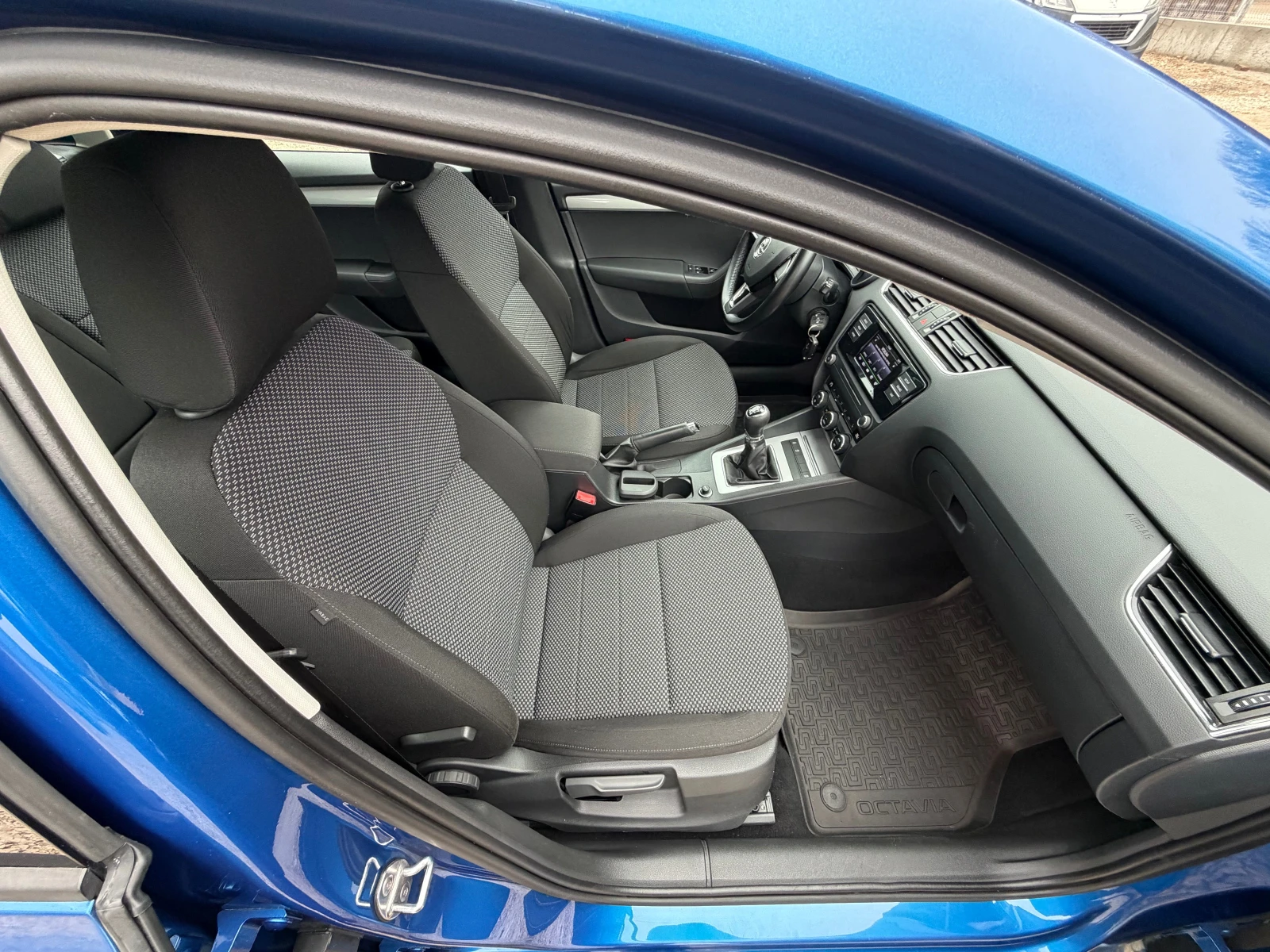 Skoda Octavia 2.0TDI* 14.01.2016* EVRO6* 155000KM | Mobile.bg � ����������� 10