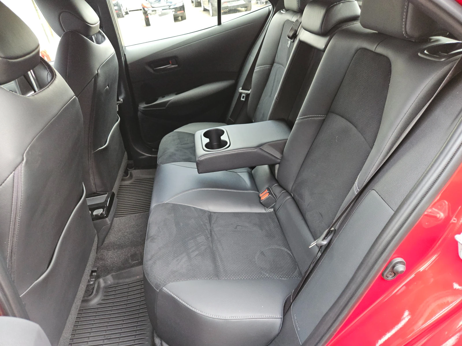 Toyota Corolla GR-FOUR/6��/4x4/DISTRONIC/CAMERA/CARPLAY/KEYLESS | Mobile.bg � ����������� 16