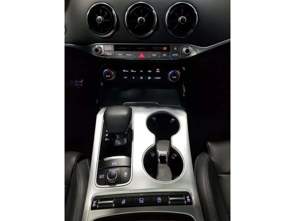 Kia Stinger * GT Limited w/Black Interior LIMITED| NAVIGATION|, снимка 14 - Автомобили и джипове - 53750016