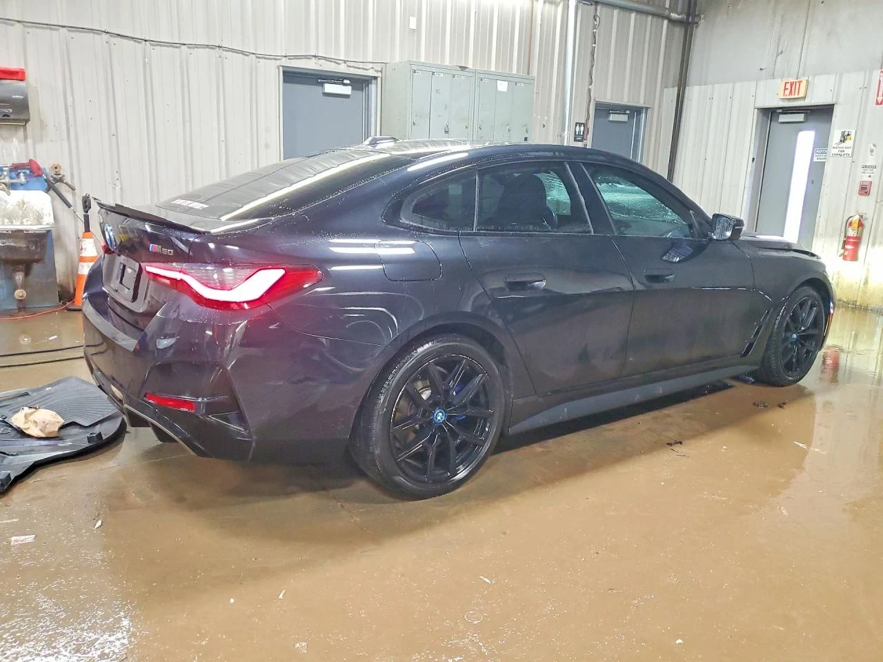 BMW i4 M50, снимка 4 - Автомобили и джипове - 53762098