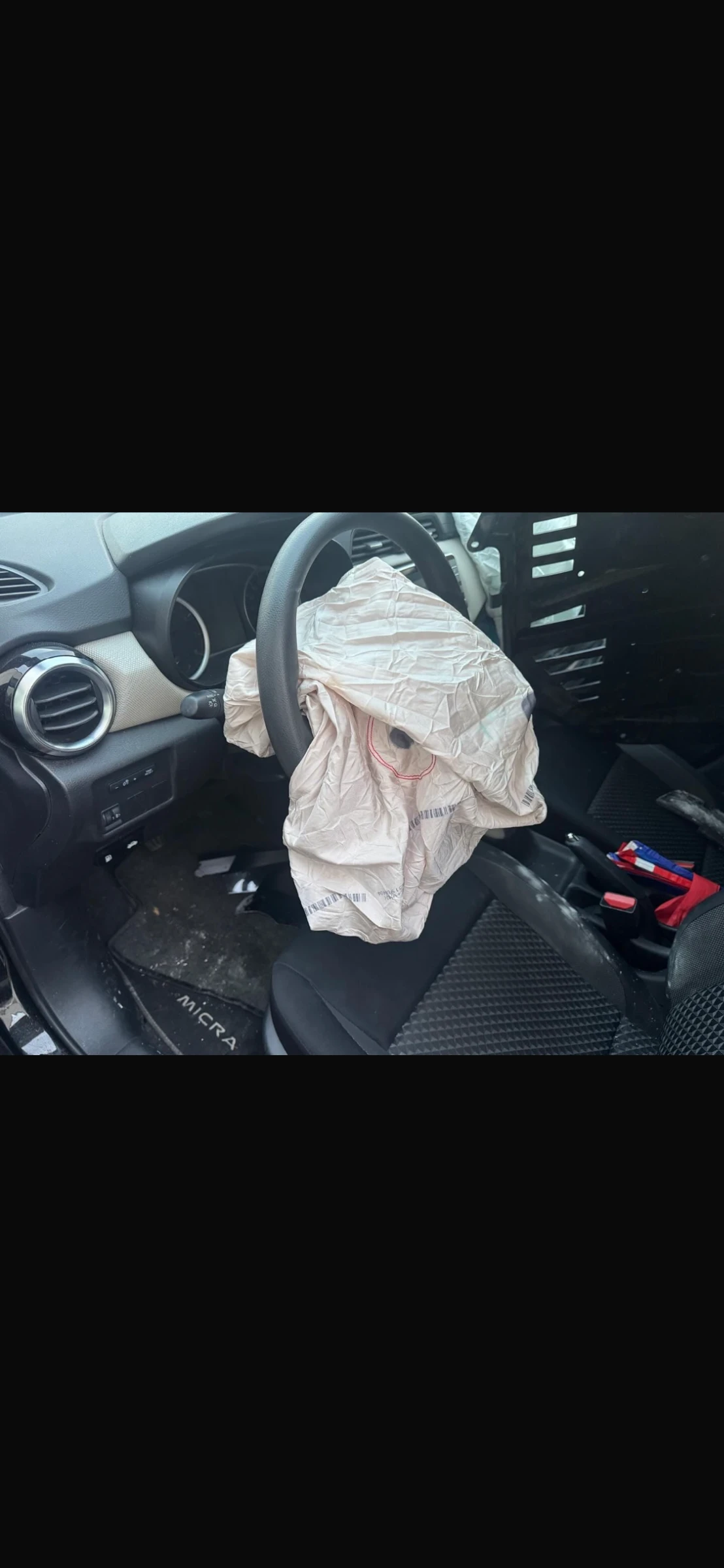 Nissan Micra 1.0i, снимка 3 - Автомобили и джипове - 53842307