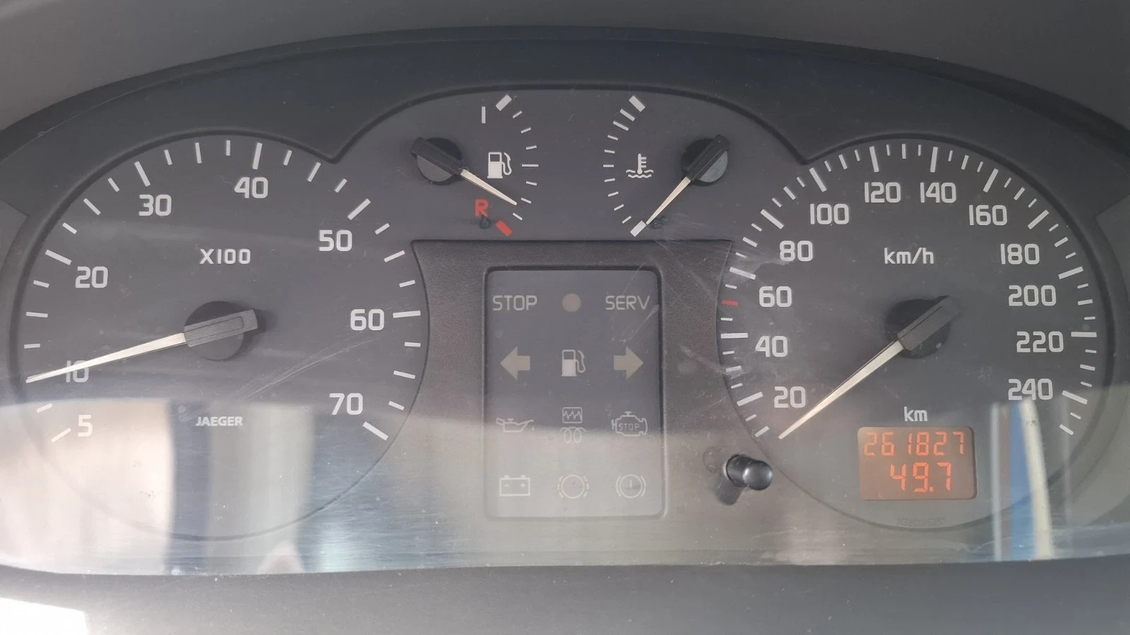 Renault Megane Scenic 1, 6 16V, снимка 11 - Автомобили и джипове - 54324107