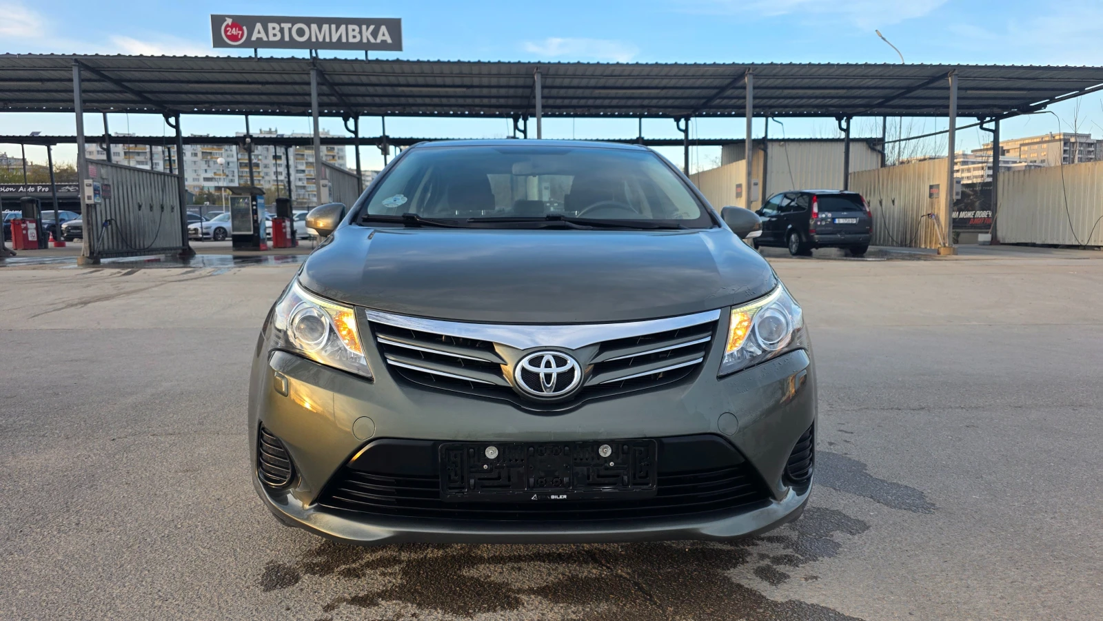 Toyota Avensis УНИКАТ/FACE LIFT, снимка 2 - Автомобили и джипове - 54240759