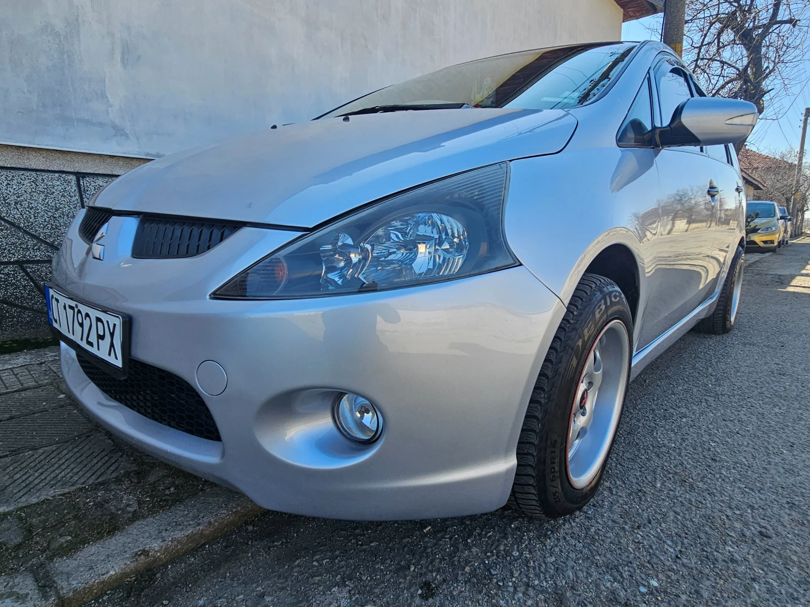 Mitsubishi Grandis 2.4 