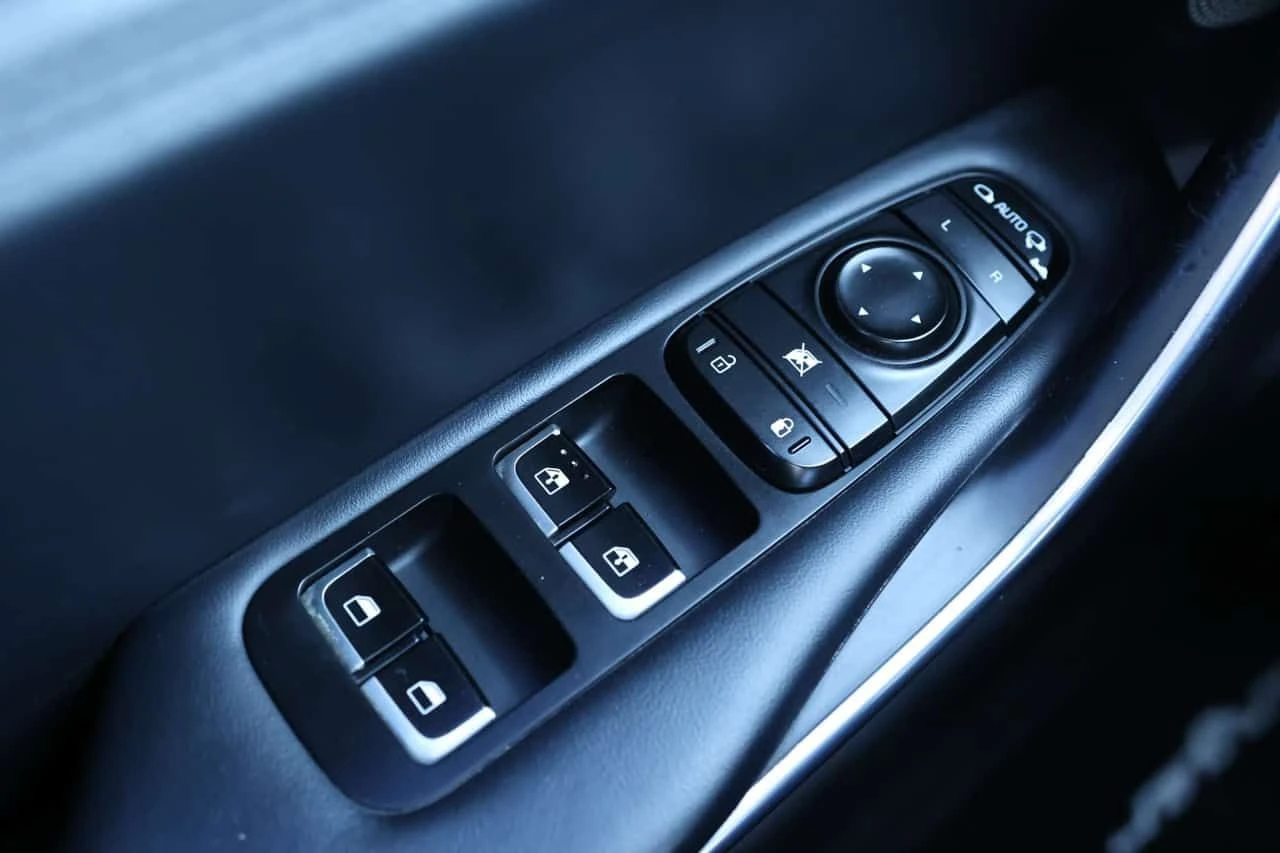 Kia Stinger * GT LIMITED AWD/360 CAM/ADAPT CRUISE/NAV/BLIS/P S, снимка 11 - Автомобили и джипове - 54870597