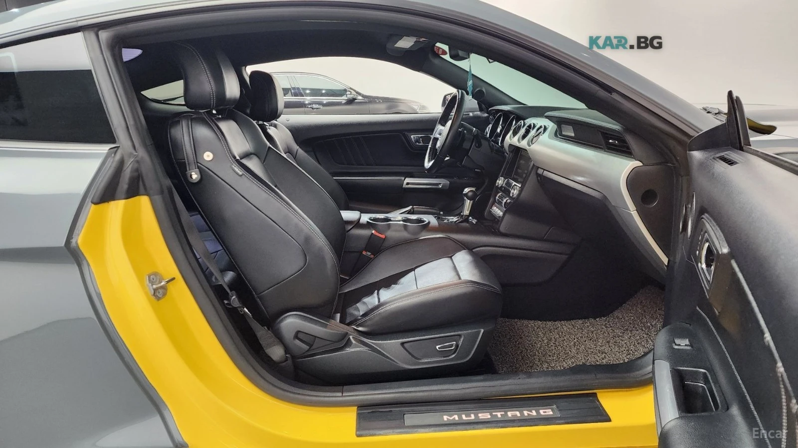 Ford Mustang GT PREMIUM / DISTRONIC / ОБДУХ / ПОДГРЕВИ , снимка 11 - Автомобили и джипове - 54885426