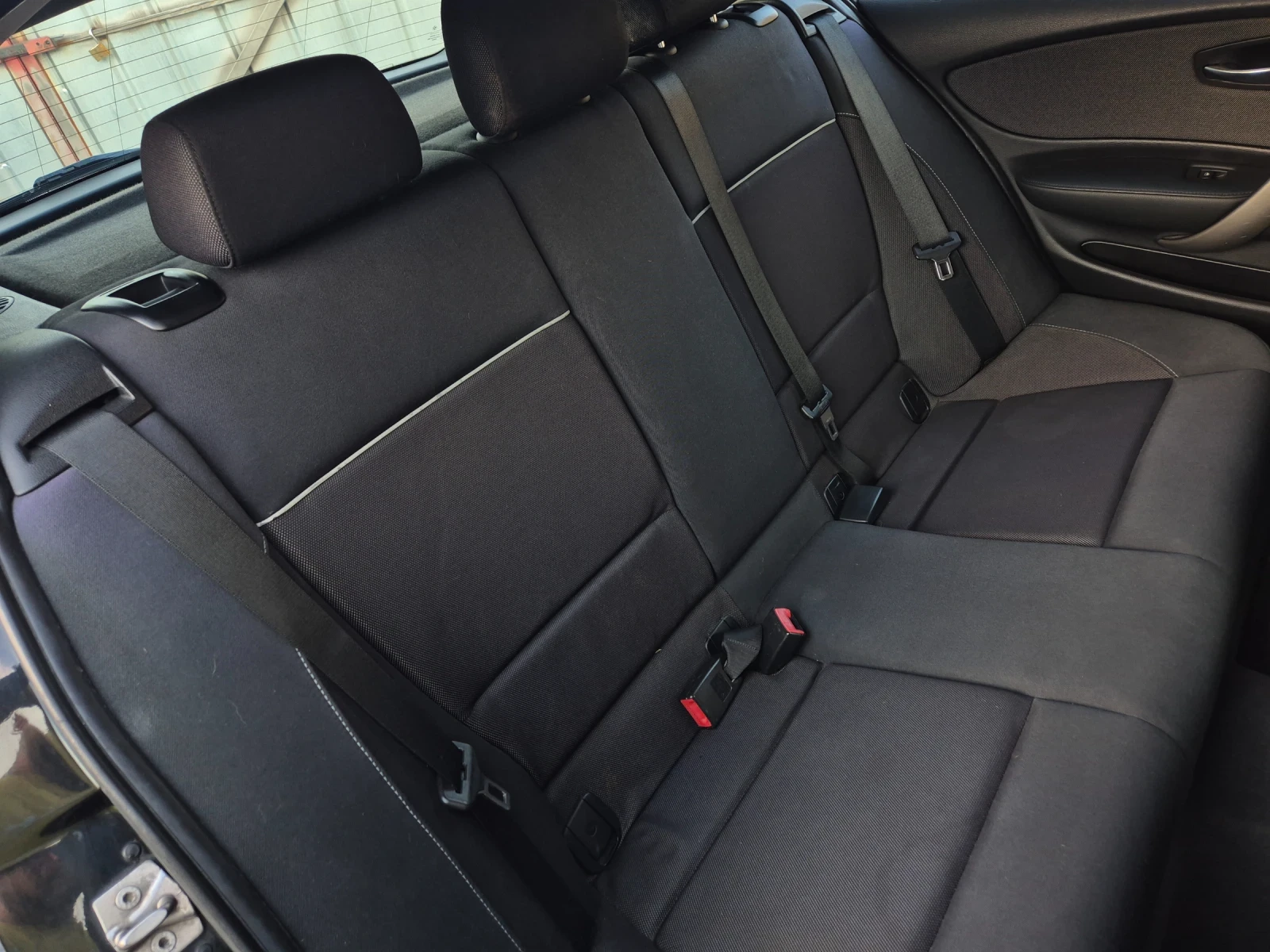 BMW 118 2.0d-143 k.evro5, снимка 15 - Автомобили и джипове - 55093130