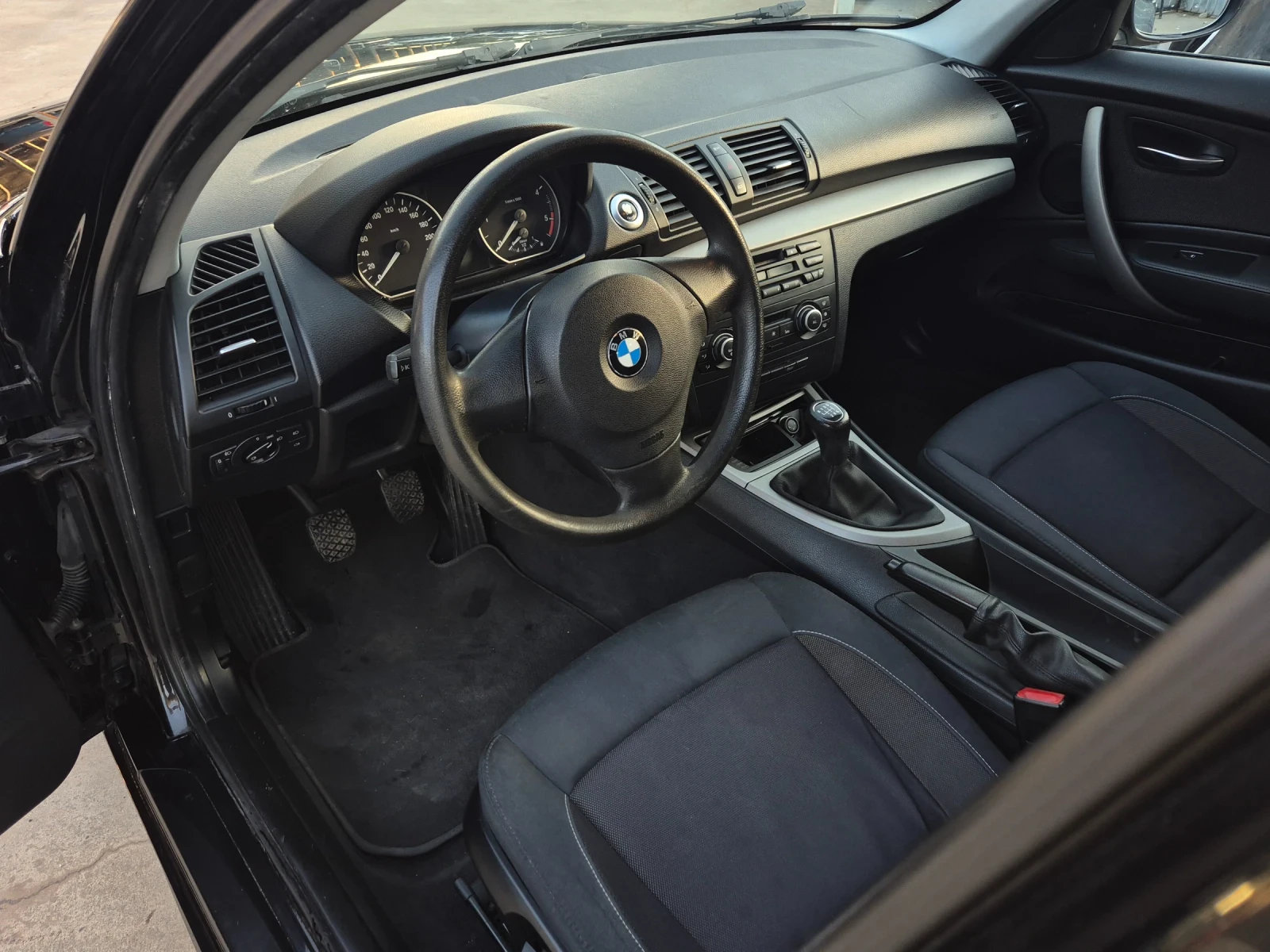 BMW 118 2.0d-143 k.evro5, снимка 9 - Автомобили и джипове - 55093130