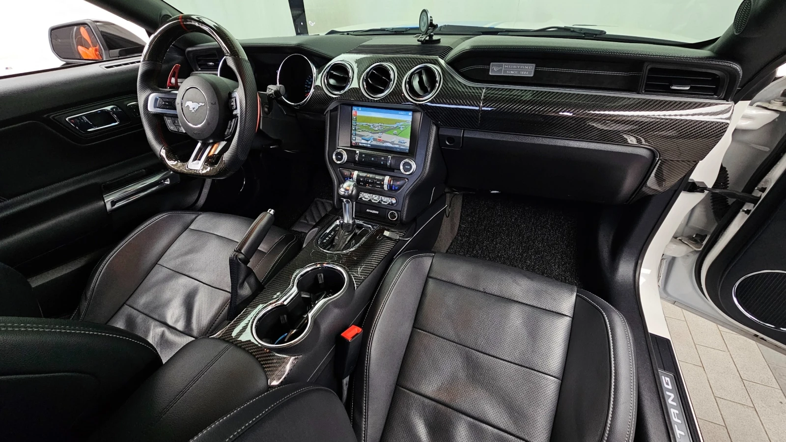 Ford Mustang GT 5.0 , снимка 6 - Автомобили и джипове - 55184931