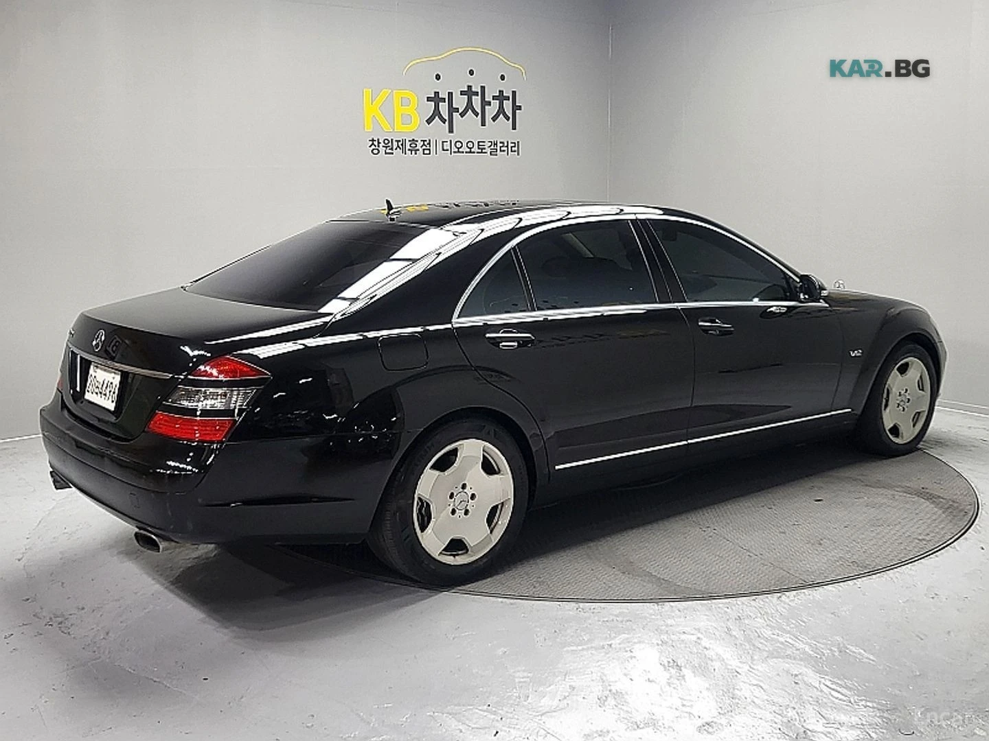 Mercedes-Benz S 600 LONG* PREMIUM* PANO* МОНИТОРИ* МАСАЖИ* , снимка 2 - Автомобили и джипове - 55299187
