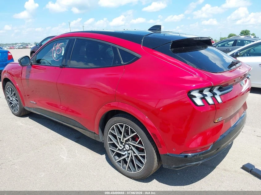 Ford Mustang Mach-E Gt, снимка 3 - Автомобили и джипове - 55469216