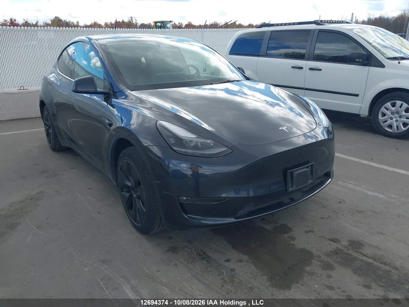 Tesla Model Y Long Range