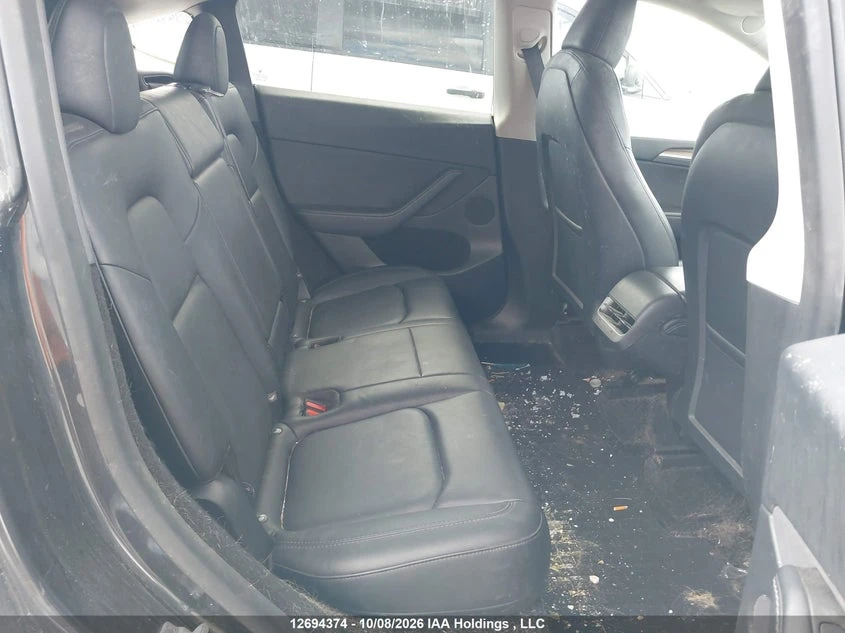 Tesla Model Y Long Range, снимка 8 - Автомобили и джипове - 56475502