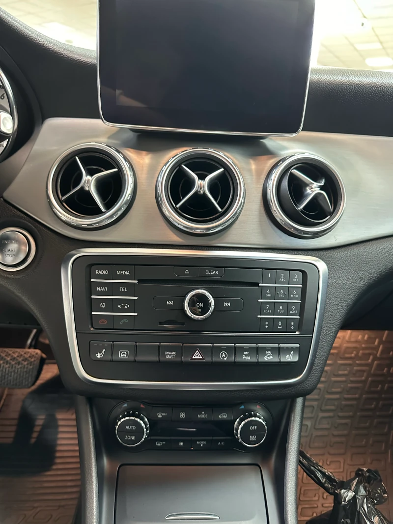 Mercedes-Benz GLA 250 AMG 4M 65000km, снимка 12 - Автомобили и джипове - 48064575