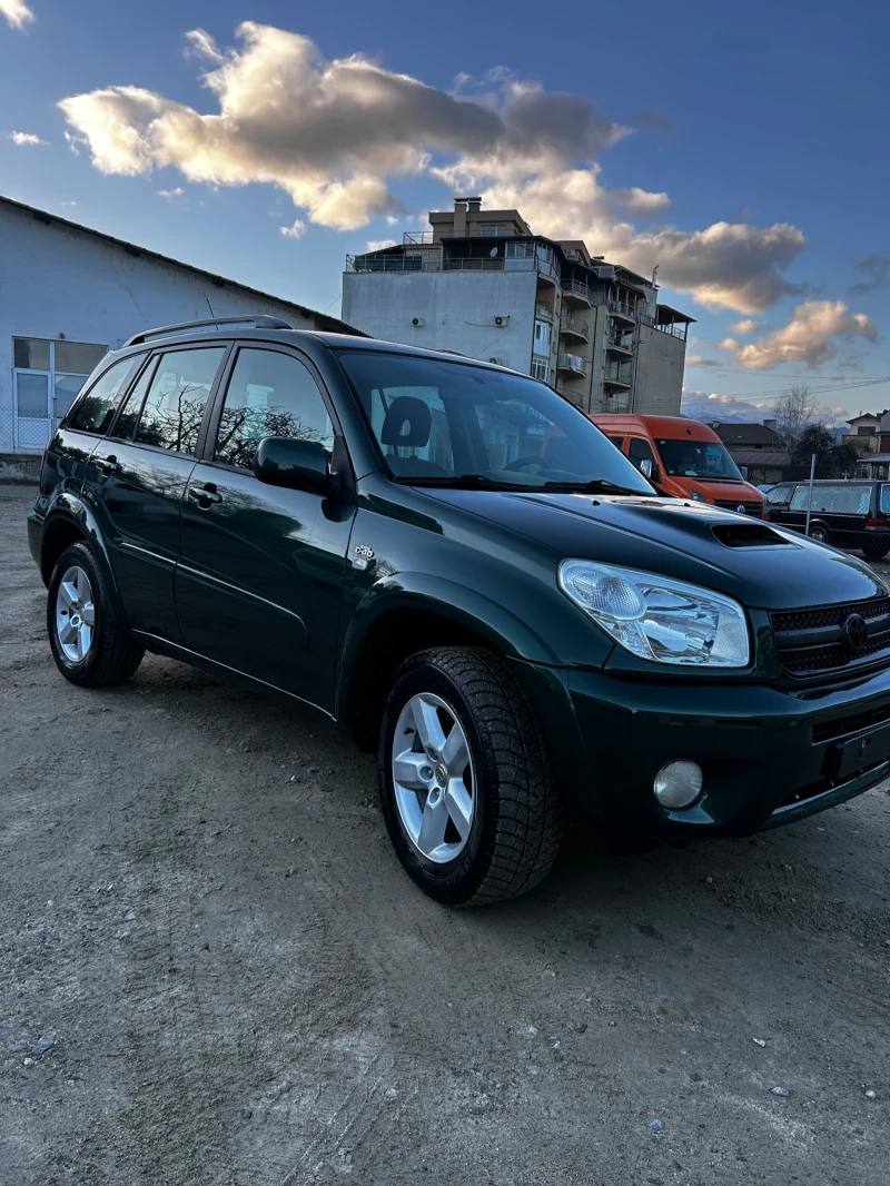 Toyota Rav4 2.0, снимка 2 - Автомобили и джипове - 48603260