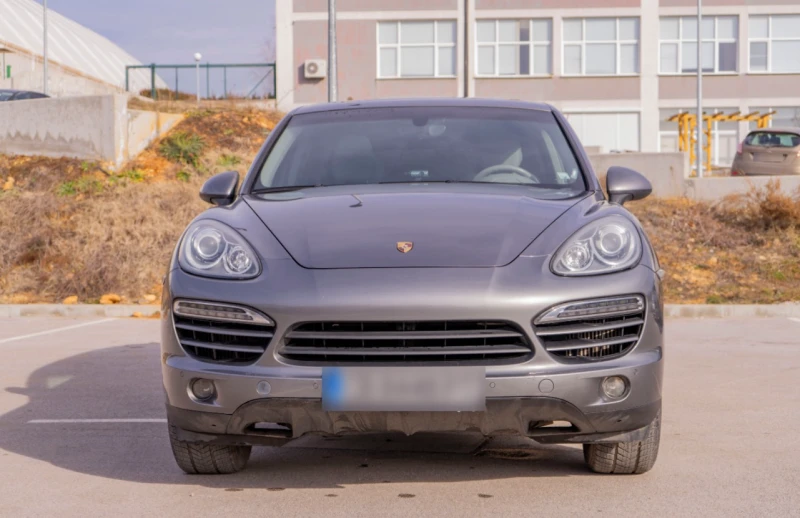 Porsche Cayenne Premium 958, снимка 3 - Автомобили и джипове - 49005008