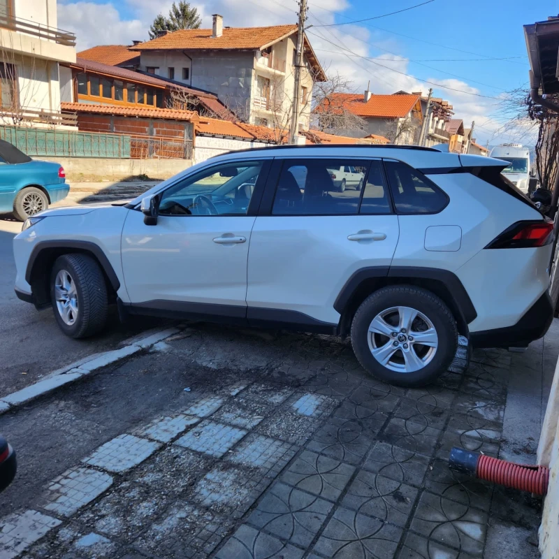 Toyota Rav4, снимка 4 - Автомобили и джипове - 49277142