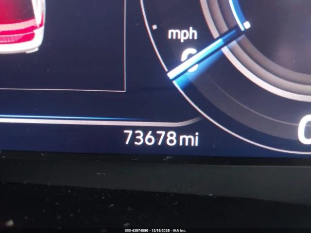 VW Atlas 3.6L V6 SE, снимка 11 - Автомобили и джипове - 53194472