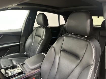 Audi Q8 55 TFSI, снимка 9 - Автомобили и джипове - 53584648