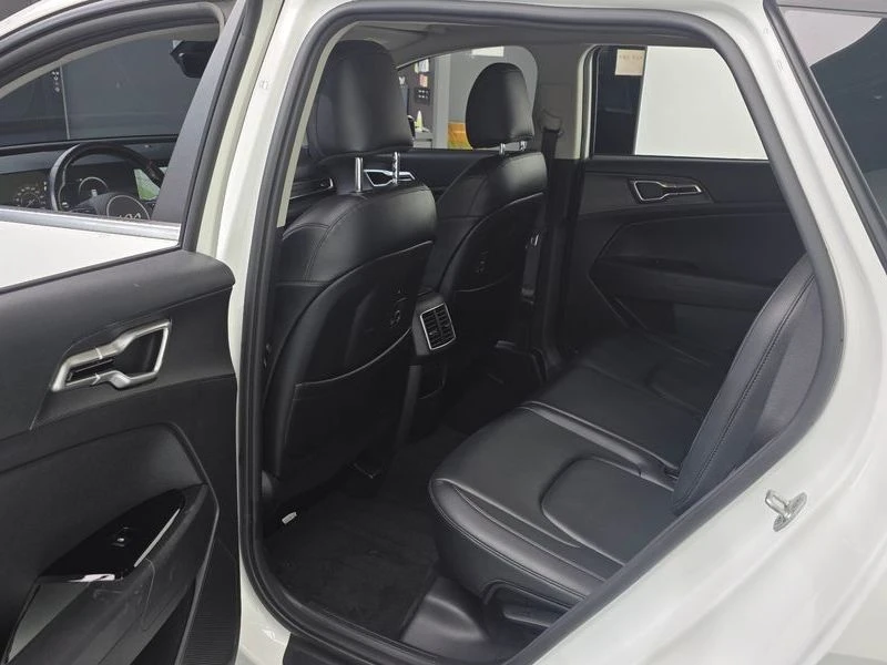 Kia Sportage Diesel 2.0 2WD| 134�.�. | Mobile.bg � ����������� 11
