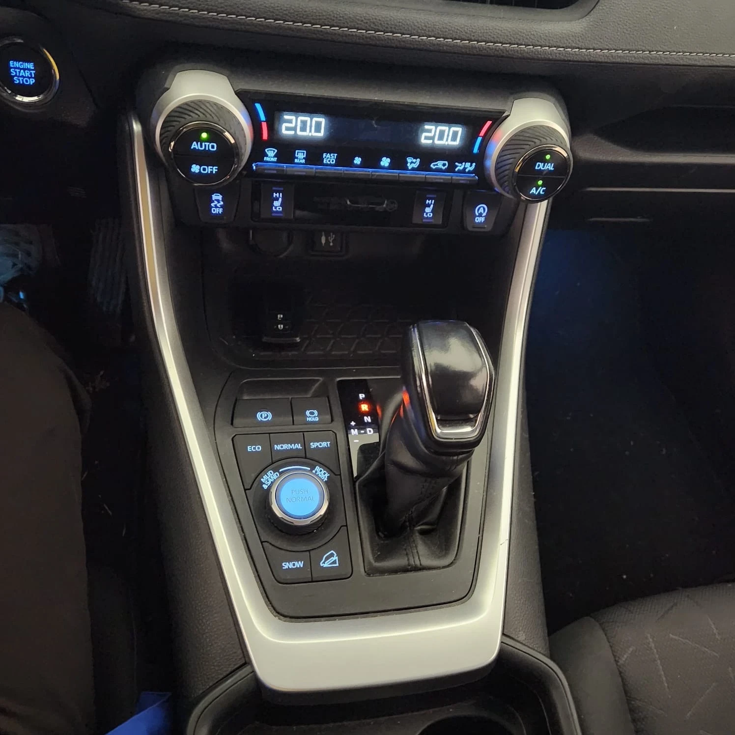 Toyota Rav4  - изображение 9