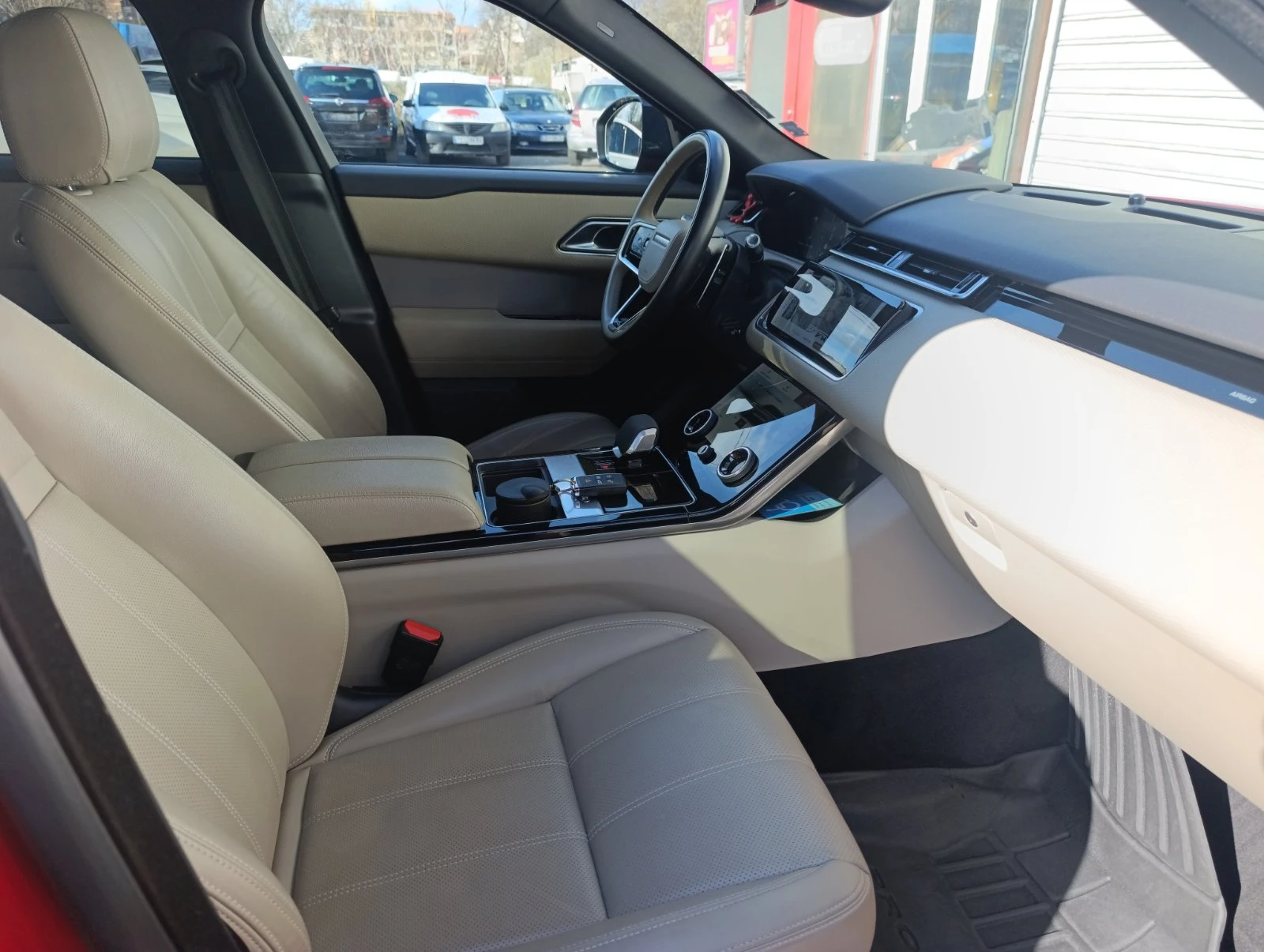 Land Rover Range Rover Velar D200 R-DYNAMIC Facelift, снимка 11 - Автомобили и джипове - 54100987