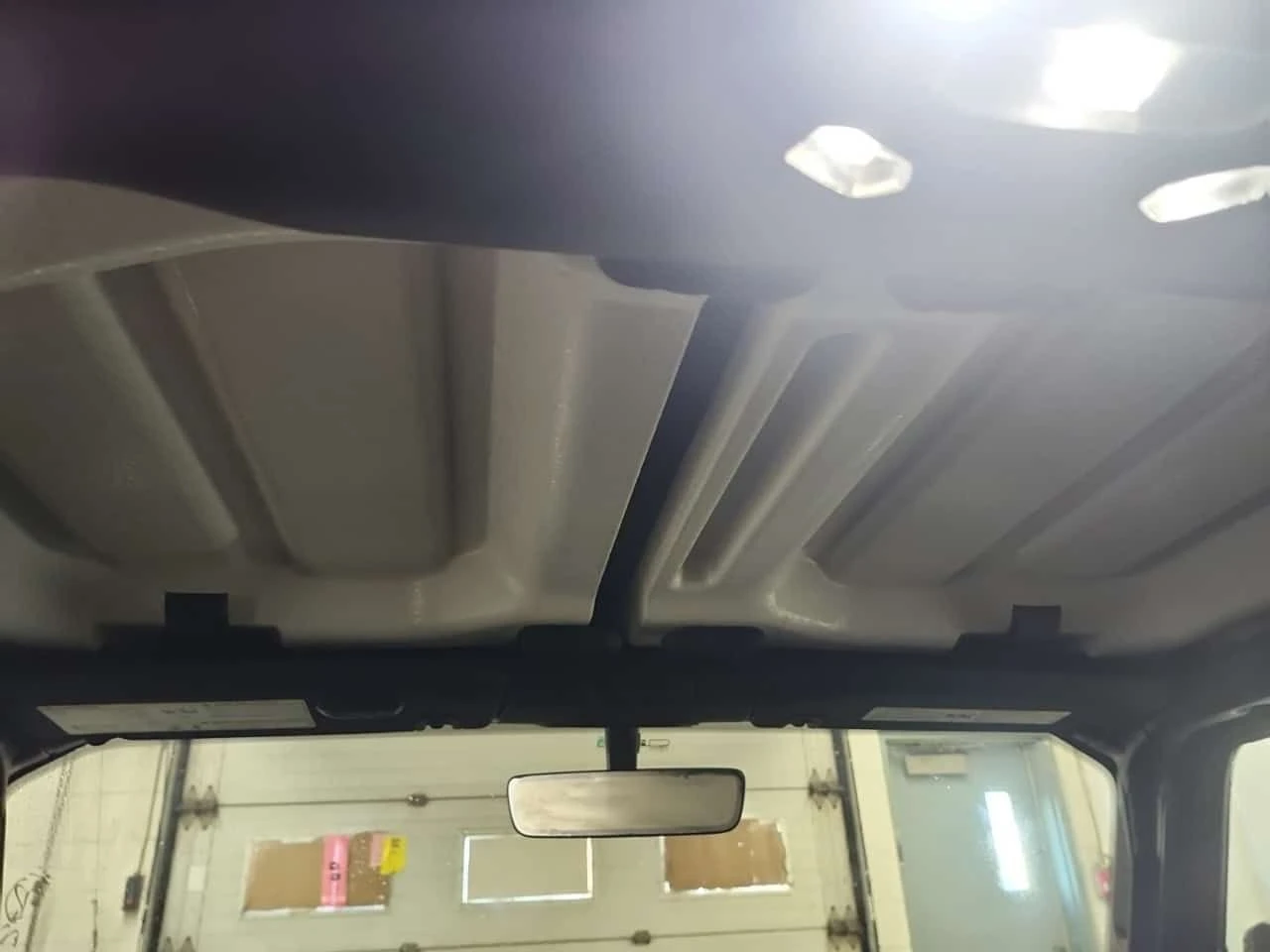 Jeep Wrangler * UNLIMITED SAHARA * ПОДГРЕВ * ОТ ПРЕДСТАВИТЕЛСТВО, снимка 14 - Автомобили и джипове - 54465780