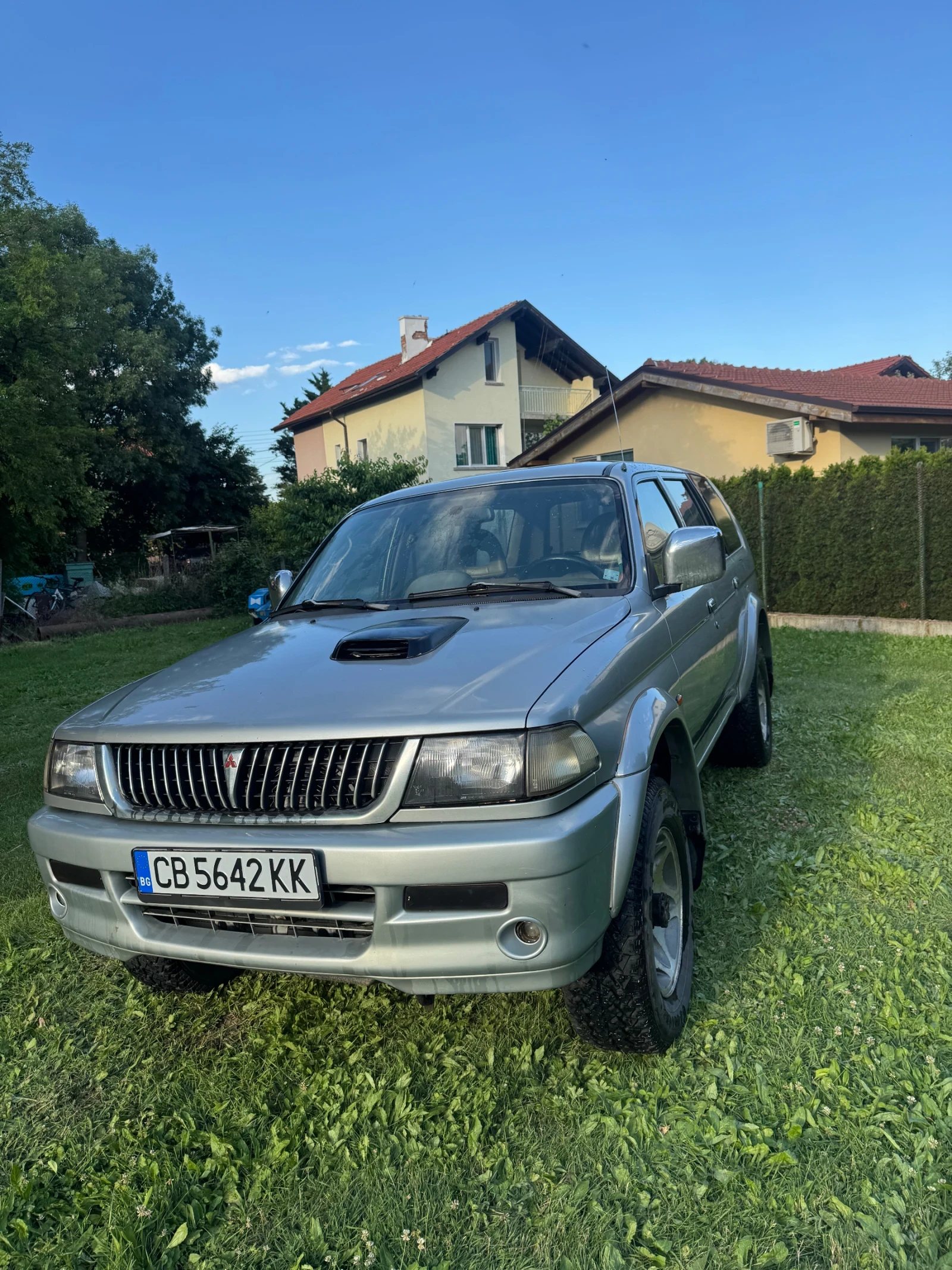 Mitsubishi Pajero sport, снимка 2 - Автомобили и джипове - 54941705