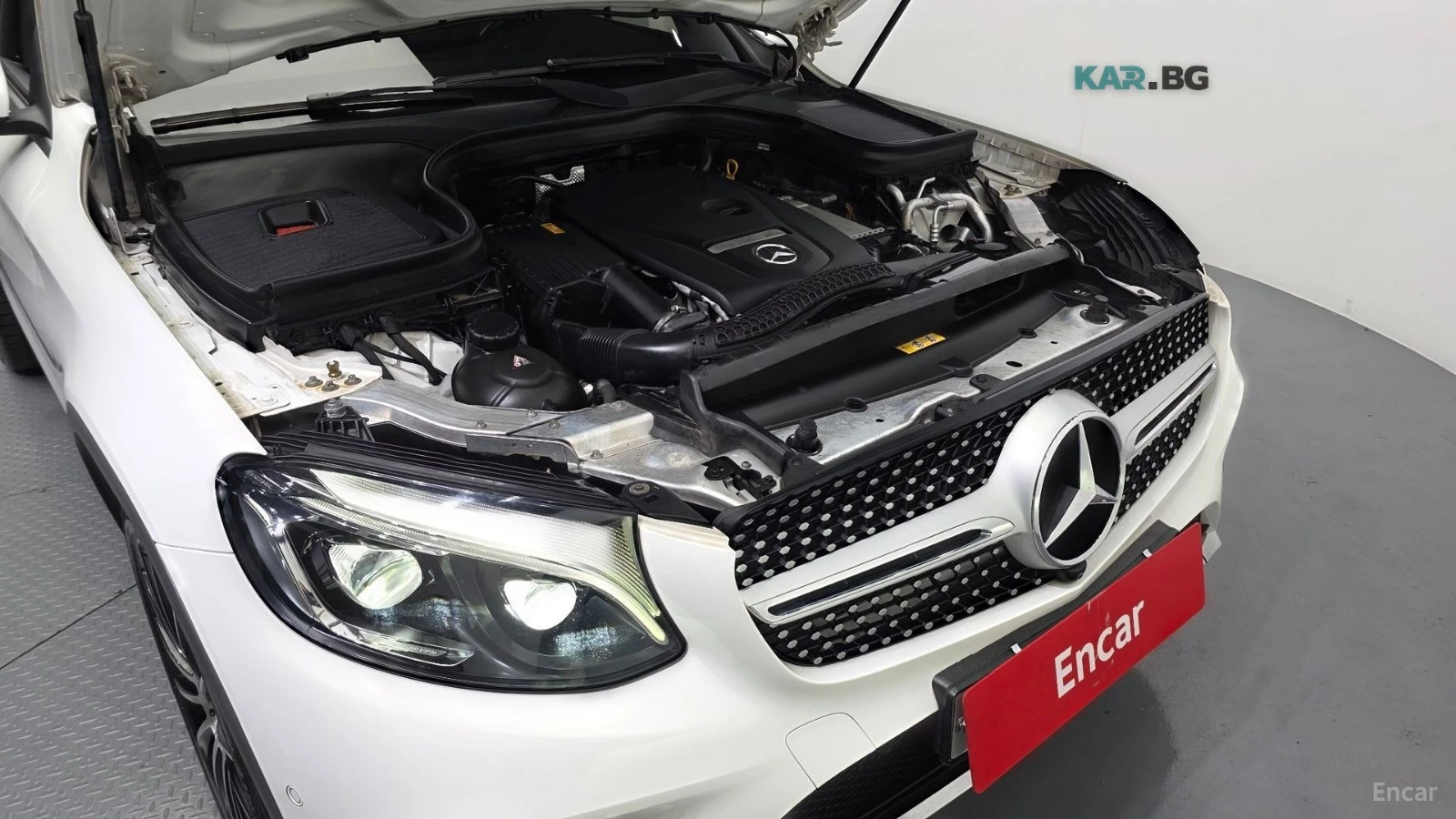 Mercedes-Benz GLC 300 4MATIC* AMG-LINE* ПОДГРЕВ* 360* КАМЕРА* HUD* , снимка 17 - Автомобили и джипове - 55324187