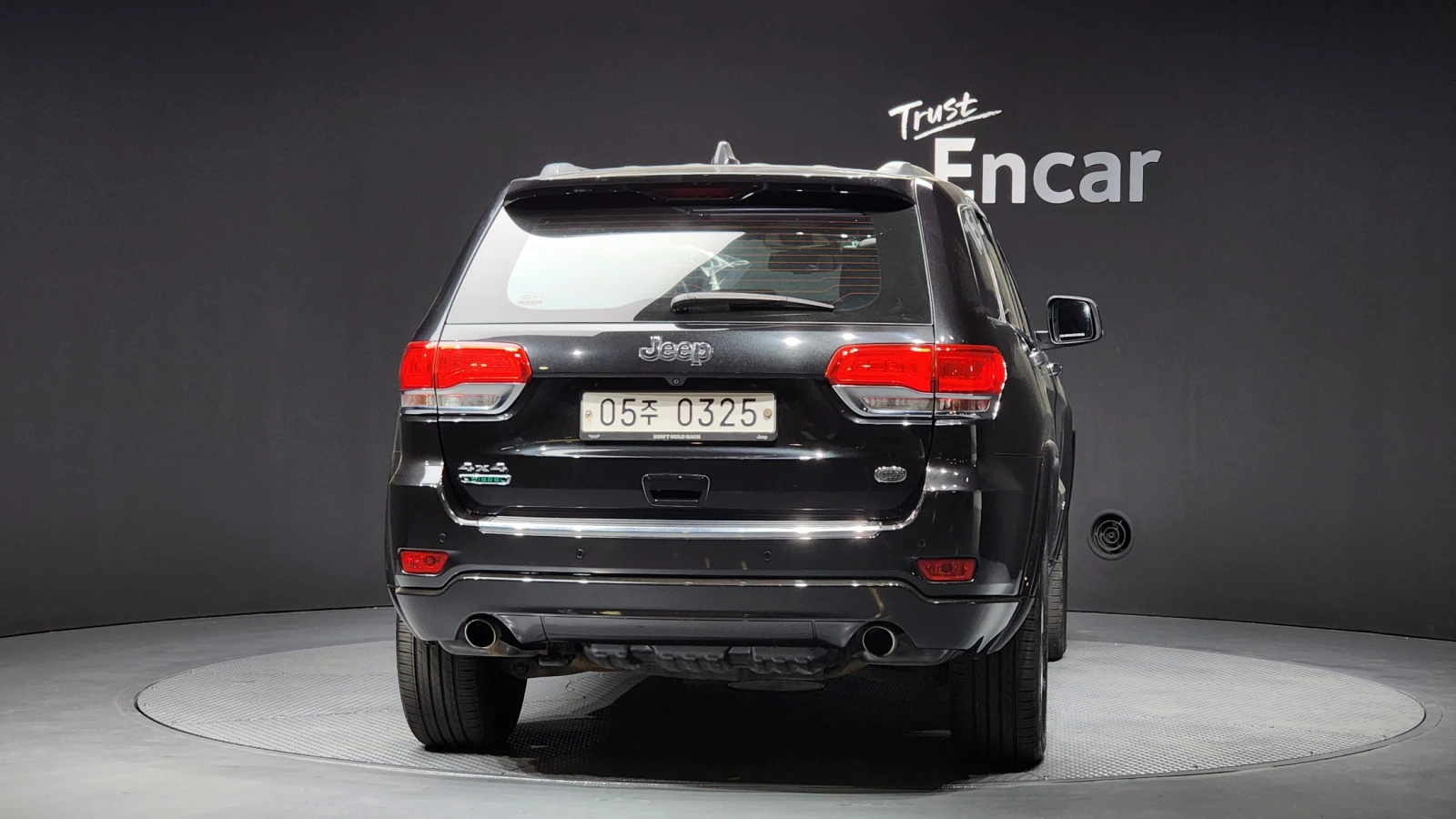 Jeep Cherokee 3.0* ЕЛ. БАГАЖНИК* BLIND SPOT* ЛЮК* КРАЙНА ЦЕНА, снимка 4 - Автомобили и джипове - 55594787