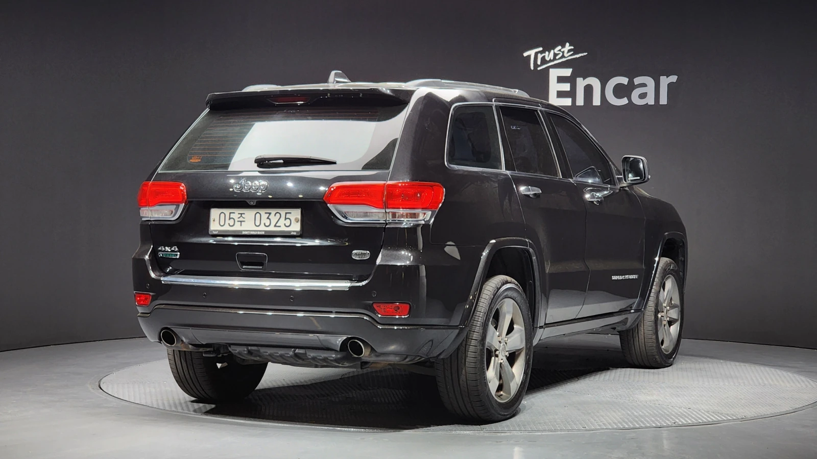 Jeep Cherokee 3.0* ЕЛ. БАГАЖНИК* BLIND SPOT* ЛЮК* КРАЙНА ЦЕНА, снимка 2 - Автомобили и джипове - 55594787