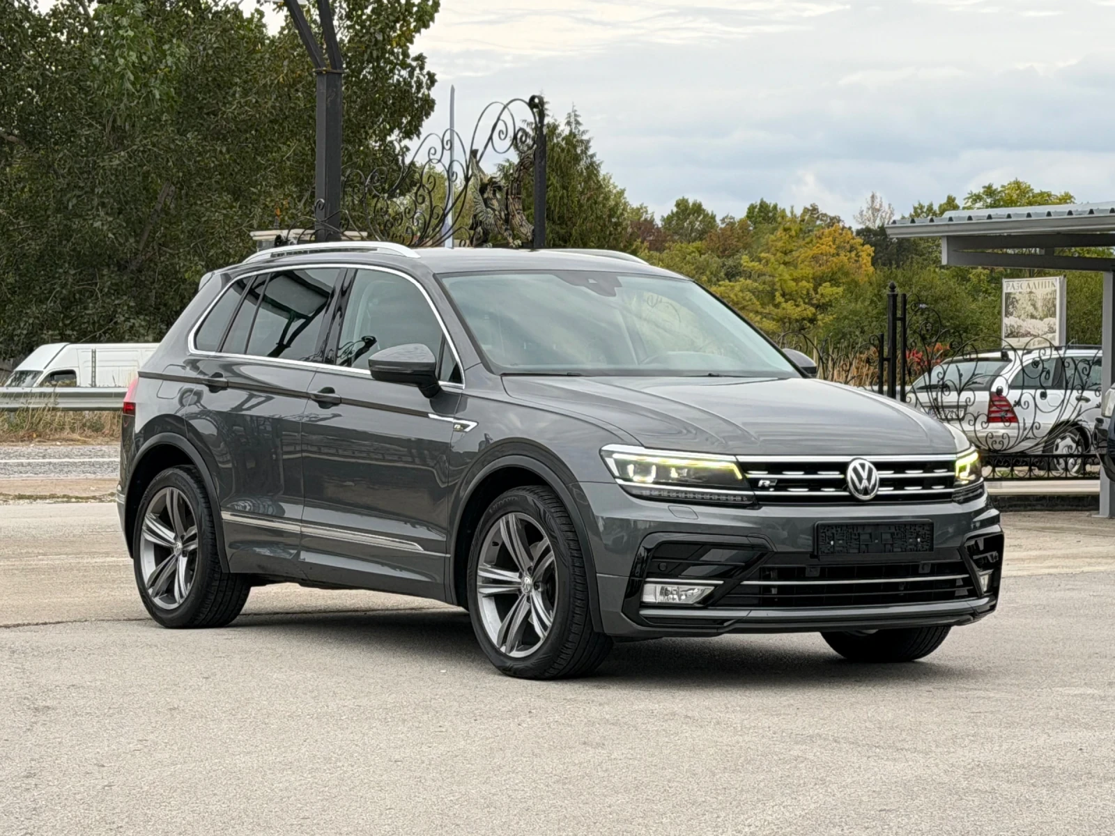 VW Tiguan 2.0TDI 4Motion R-Line ������ | Mobile.bg � ����������� 4